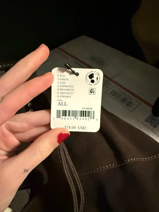 Free People Knox Studded Suede Dark Brown Shoulder Bag NWT $78 - Picture 4 of 4